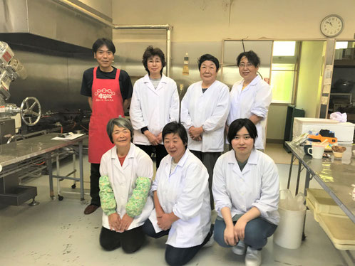 ぼっぽりなっとくの会　作業後の休憩中に撮影した集合写真