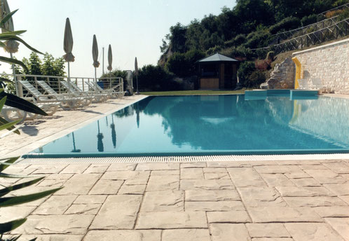 Pavimento stampato effetto pietra regolare, bordo piscina, Blanco srl Modica ragusa