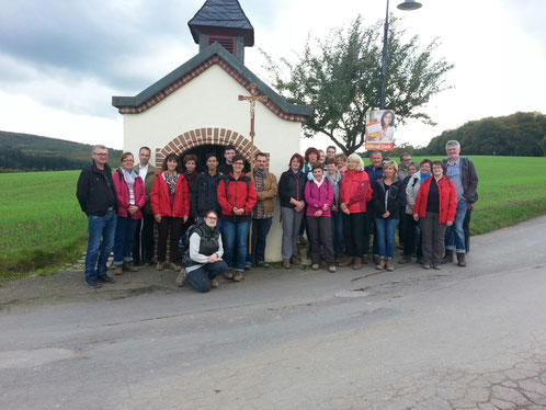 Die bereits traditionelle Fußwallfahrt nach St. Matthias fand dieses Jahr zum siebten Mal statt. Zum ersten Mal nahmen dabei Mitglieder aus der gesamten Pfarreiengemeinschaft Beckingen teil.