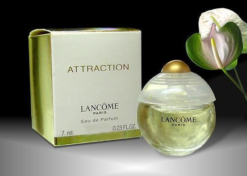 ATTRACTION - EAU DE PARFUM 7 ML - PETITE BOÎTE