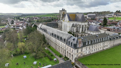 Somme Groupes - abbaye Saint Riquier - Scolaires - Voyages en groupes - Activités - Somme - Groupes - Hauts de France - Picardie - Histoire 