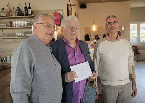 NÖBGV-Präsident Siegfried Junger, scheidender Vizepräsident Erwin Hofbauer, neuer Vizepräsident Franz Täubl (v.l.)