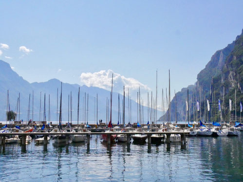 Italienreise: Yachthafen Riva am Gardasee