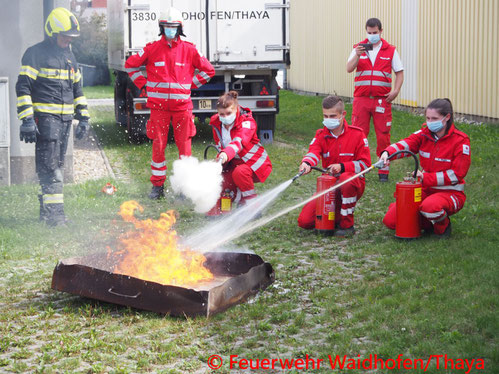 Feuerwehr; Blaulicht, FF Waidhofen/Thaya; Übung; Rotes Kreuz;