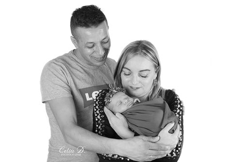Shooting nouveau-né bébé naissance à Dijon Auxonne Beaune Dole