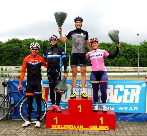 BIORACER G L A N A C U P - De website van Stichting ...