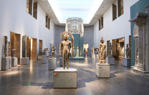 A Tour at the Estrine Museum