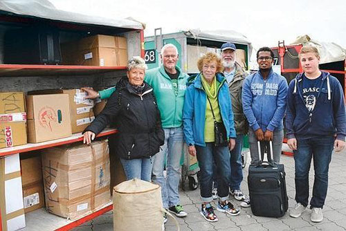  Engagieren sich für Flüchtlinge: Karin Rieger (von links), Norber Hartmann, Gesche Preuß, Bernd Oehlerking, Maxamed Ibrahim Maxamoud und Timm Wolters.  