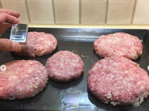 アツアツ鉄板　ファミリーサイズ 　鉄板　BBQ　鉄板焼き　ホルモン焼き　かまど　自作　オサエちゃん　極厚鉄板　レシピ　角型鉄板　キャンプ　自宅用鉄板　お好み焼　ハンバーグ　餃子　家飲み