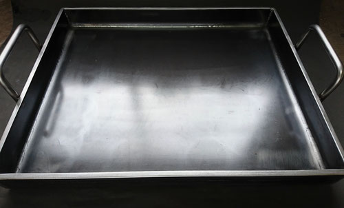 オーダー鉄板、BBQ鉄板、四方曲げ、四方溶接、6㎜、9㎜、鉄板、重い、オサエちゃん、オーダーメイド、注文鉄板