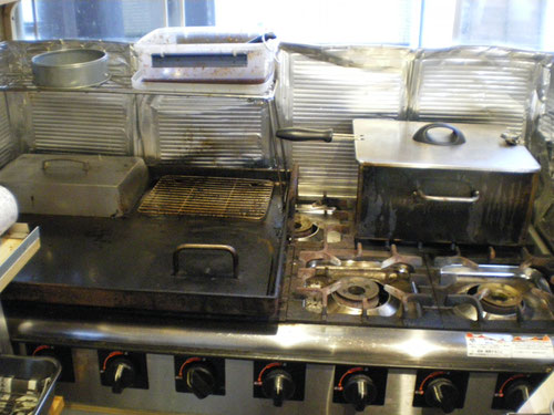 移動販売車用オーダーメイド鉄板 - 業務用鉄板 BBQ鉄板の昭和屋工業 移動販売車用オーダーメイド鉄板 - 業務用鉄板 BBQ鉄板の昭和屋工業