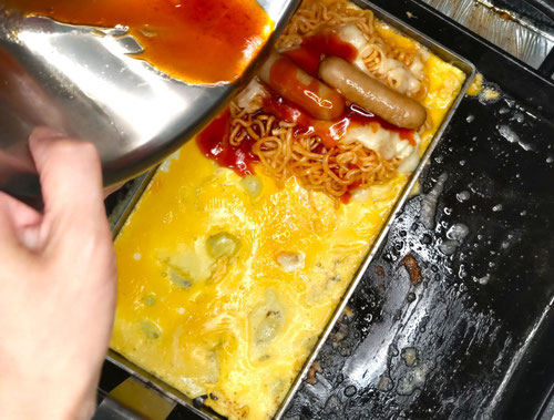 ブルダックチーズオムレツ,ブルダックソース,ブルダック炒め麺,韓国屋台,鉄板料理,だし兵,コチュジャン,アツアツ鉄板,昭和屋工業