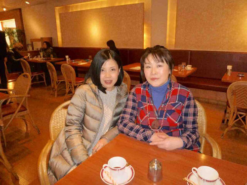 左が木内敬子さん