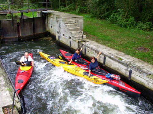 2014, Sept., Wildwasser in der Spreewaldschleuse