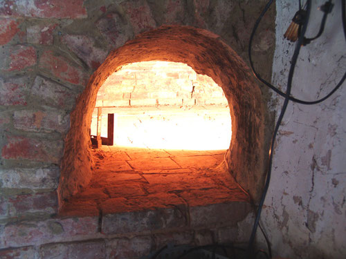 Intérieur de four à pain à Gézaincourt- Canton de Doullens