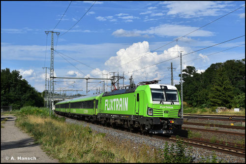 Auch 193 435-5 gehört zur Flix-Flotte. Am 20. Juli 2025 erwische ich sie in Luth. Wittenberg Hbf.
