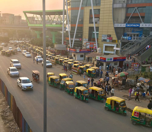 Indian cities suffer from heavy air pollution and traffic jams