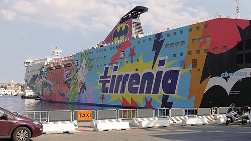 Fähre Tirrenia von Genua (Italien) nach Porto Torres (Sardinien)