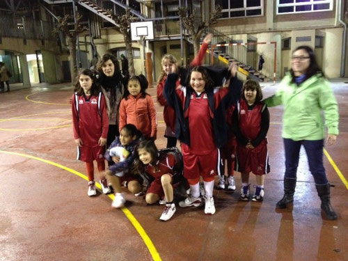 Fotografia del primer partit de les noies del Premini Femení.