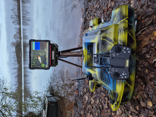 XR310,Toslon XR500,XR500 autopilot. Carp Pilot pro,onderwatercamera,Ultimate Stealth Cam Dubbele,Toslon,TF520,Ultimate Stealth cam,voerboten,baitboats,visvinder,fishfinder,visvinders,extender,karper,Raymarine pro5,3DCarps ,voerboot,xr500