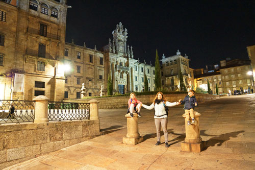 Nächtlicher Spaziergang durch das Zentrum von Santiago de Compostela.