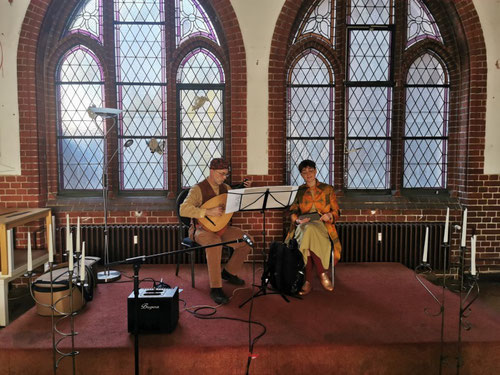 Fenster im Wichernsaal, Stephanus-Kirche © Diana Schaal