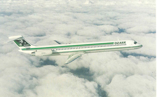 Aufnahme einer MD-82 für Pressezwecke/Courtesy: McDonnell Douglas