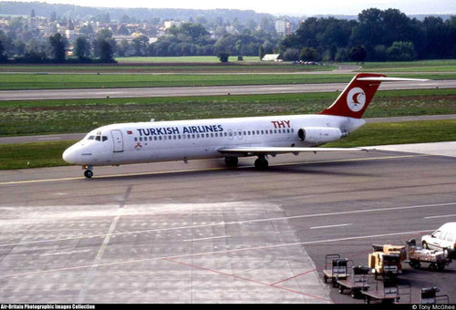 Douglas DC-9-32/Courtesy: Tony McGhee