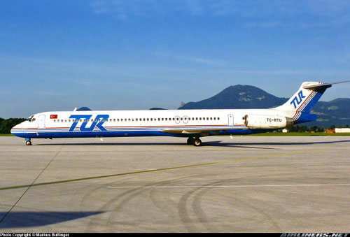 Die McDonnell Douglas MD-83 in Salzburg/Courtesy: Markus Büttinger