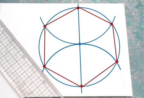 Drawing Hexagon/ 六角形の描き方_05 ©Atelier Z=Grace