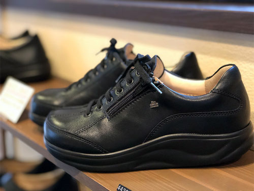 一見すると重そうな靴?でも一番人気の靴でもあります!FinnComfort/OTARU/¥44280