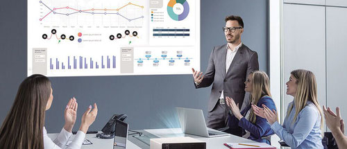 LG BU50NST im Konferenzraum - beamer-freund Düsseldorf