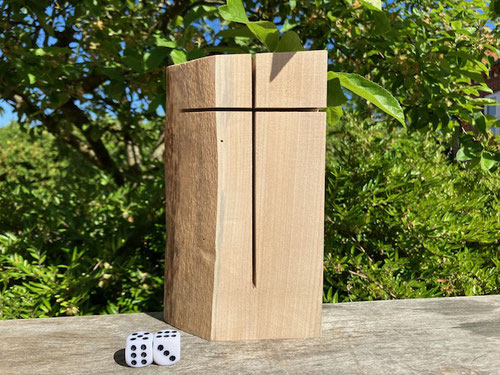 63: 19,5x11 cm                  300,-
