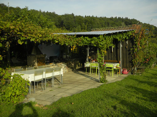 27.9.2012 Neue Terrassenüberdachung im Rebberg