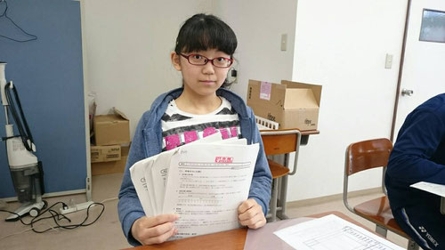 中1まなみ、中間範囲のテスト勉強完了!7時間も勉強すれば、中1だったら中間テストの範囲のプリントがほぼ終わります。