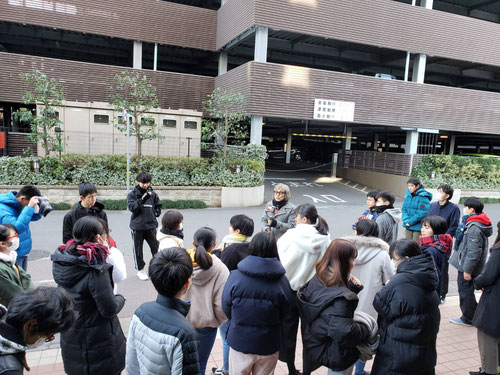1/1朝8:00ごろ、朝学と朝食を終えてから、近くの空海のお寺までアサンポしました。ホテルから約1.5㎞、ほどよい散歩です。