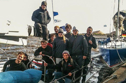 Die erfolgreiche Crew der Scho-Ka-Kola in Edinburgh (Hauke in der hinteren Reihe  links) - Foto: yacht.de