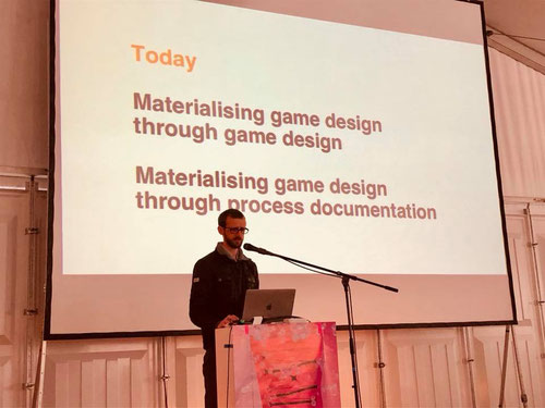 Pippin Barr giving his closing keynote at our visiting track on artistic & academic research on games @ amaze 2018