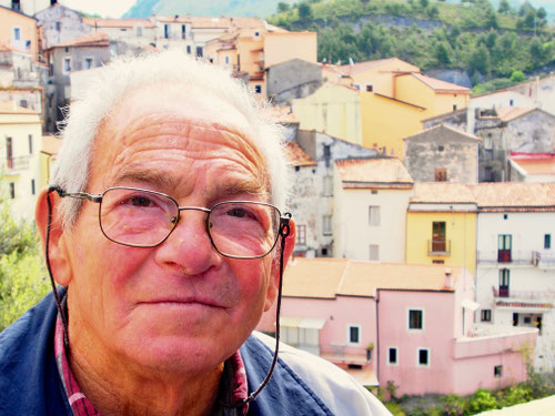 ein Jubilar (Rentner) in Tortora