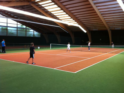Freiplatze Und Hallenplatze Buchen Tsv Guntersleben Tennisabteilung