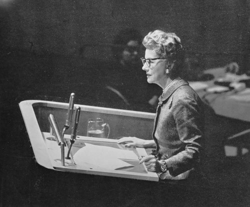 10.04.1957 - delivering a speech at the United Nations