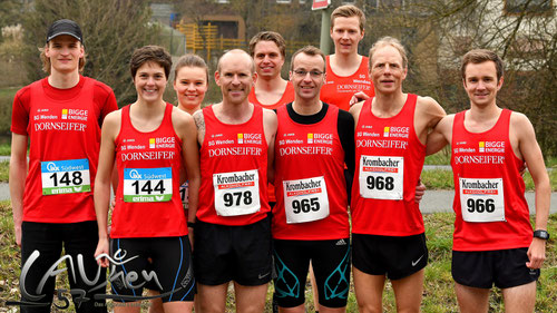 v.l.:Fabian Jenne (PB), Sandra Clemens (PB), Judith Hacker (PB), Mark Fekadu, Jörg Heiner (Westfalenrekord AK 45), Thomas Schönauer, Nils Schäfer, Marco Giese (PB), Thomas Giese (PB)