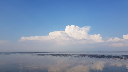 Zusammenbrechende Cumoluswolke über Schleswig Holstein © Freiwillige Feuerwehr Cuxhaven-Duhnen