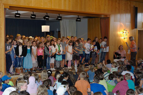 Sie sangen "Alte Schule" von Rolf Zuckowski ...