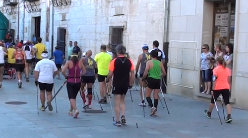 El Burgo de Osma( Soria) , julio del 2014, 13 walkers tras los corredores