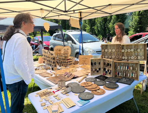 Le vide-greniers de La Team Condéenne permet à de jeunes créateurs de se faire connaître. Ici, L'Atelier De Marjorie (Montlevon).
