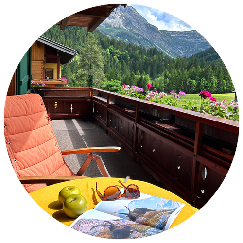 Hubers Ferienwohnungen, Ferienwohnungen in Mittelberg im Kleinwalsertal für 2 bis 5 Personen. Apartement, finnische Sauna, einheimische Gastgeber, WLAN, Mittelberg, Bödmen