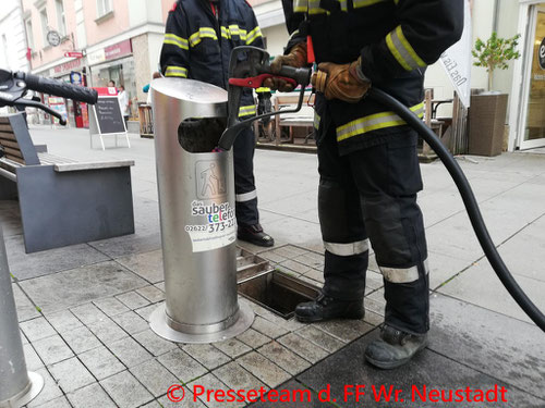 © Presseteam der Freiwilligen Feuerwehr Wiener Neustadt
