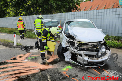 Feuerwehr, Blaulicht, BFV Knittelfeld, L 518, Verkehrsunfall, PKW