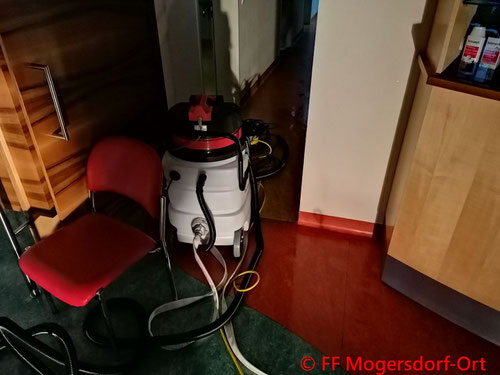 Feuerwehr; Blaulicht; FF Mogersdorf-Ort; Unwetter;